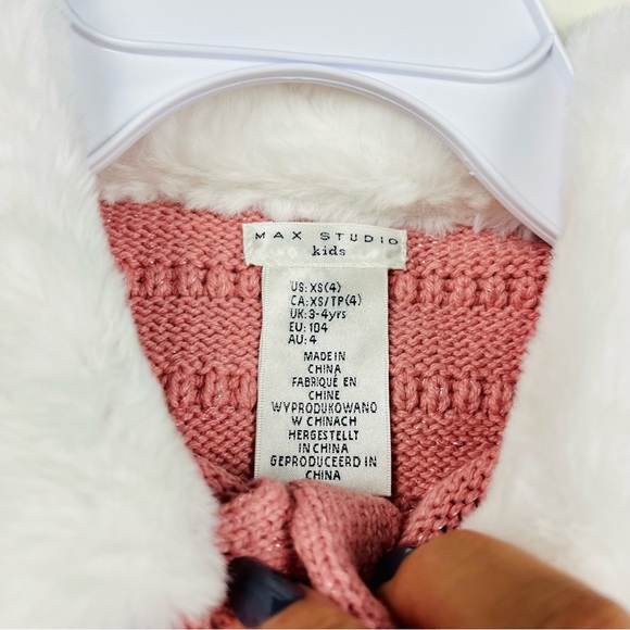 NWT Max Studios Kids Matching Sweater/Hat Set - SZ 4 - Picture 5 of 9